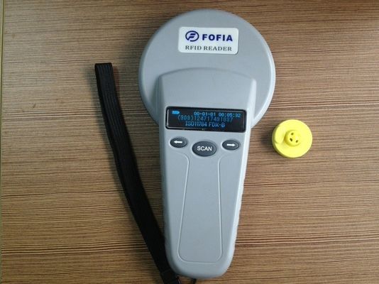 Tag Telinga Sapi Elektronik Ringan Bersertifikat ICAR dengan Konstruksi TPU Tahan Air untuk Identifikasi Ternak